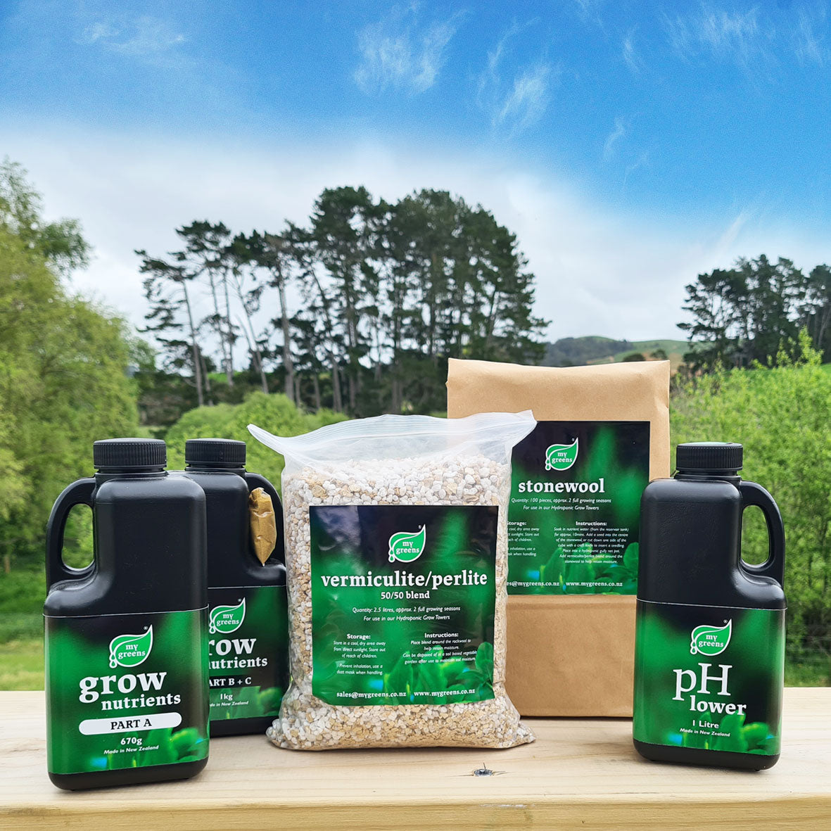 hydroponic growing nutrients and seed germination media. For use in a Hydroponic System.